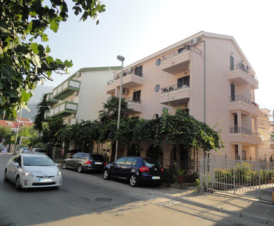 Apartments Mare Budva Exteriör bild