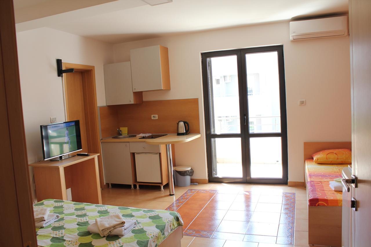 Apartments Mare Budva Exteriör bild